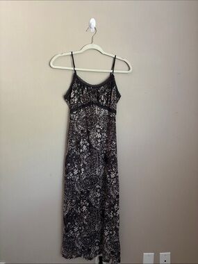 Pink Rose Paisley Black Floral Lace-Trim Maxi Dress size small